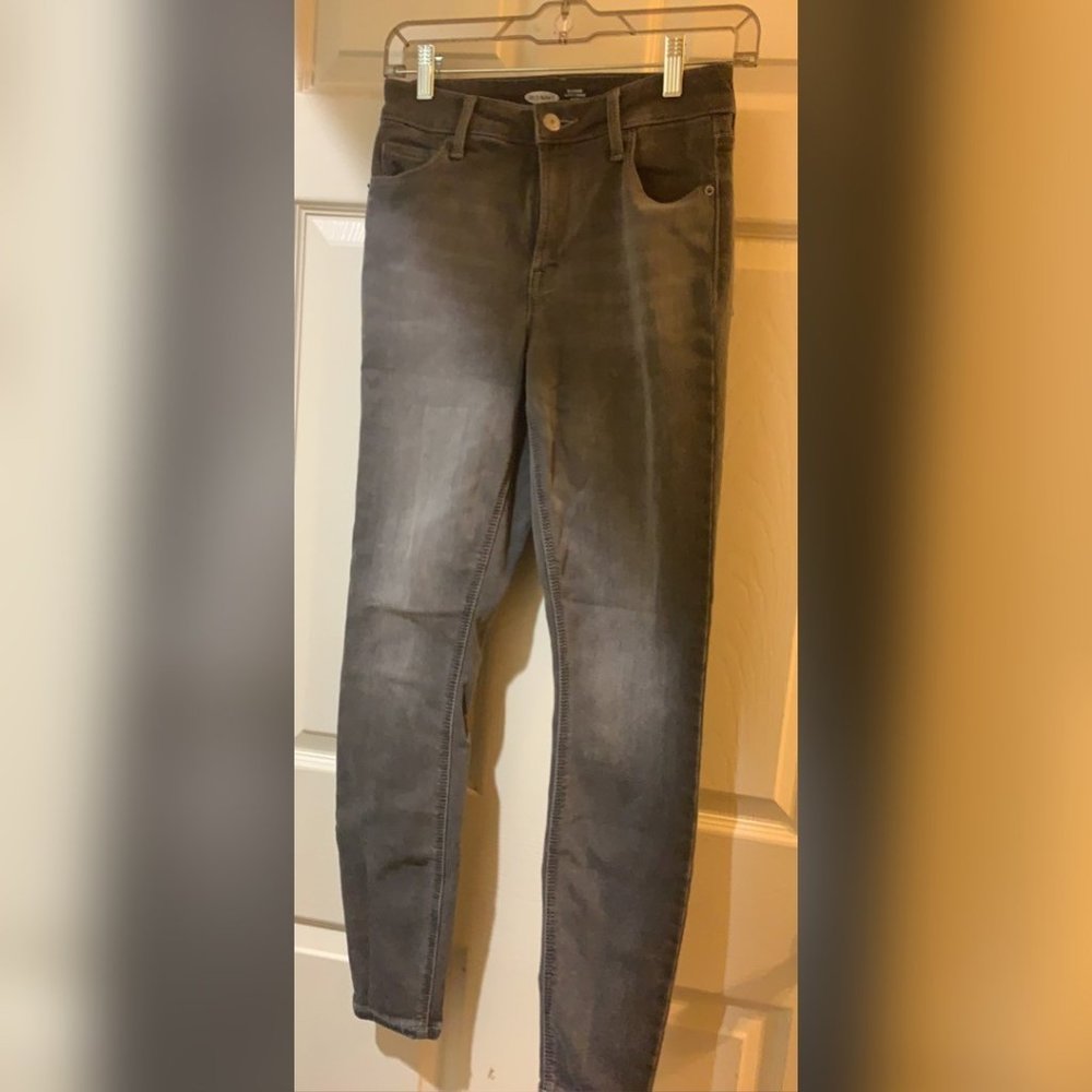 Size 2 Old Navy Rockstar *Warm* Skinny
